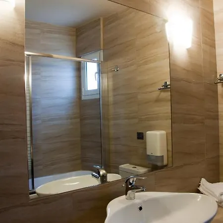 ホテル Olympos 2*